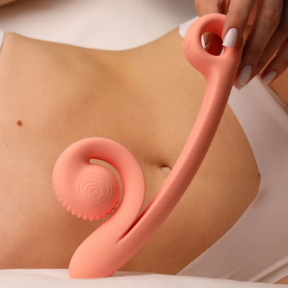 Snail Curve Dual Stimulator Vibe *Colors may vary at purchase!